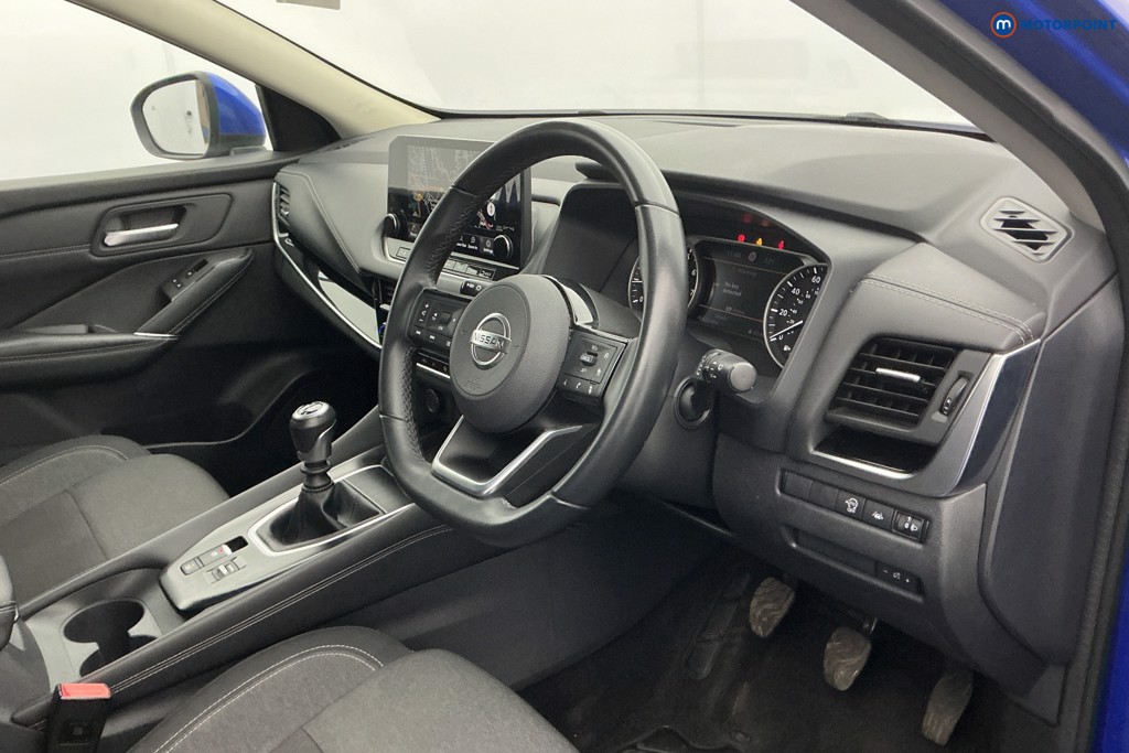 Nissan Qashqai N-Connecta Manual Petrol SUV - Stock Number (1616593) - 9th supplementary image