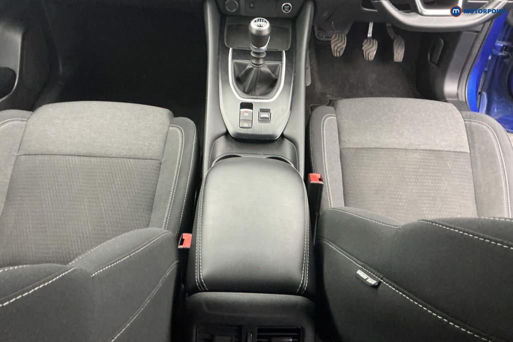 Nissan Qashqai N-Connecta Manual Petrol SUV - Stock Number (1616593) - 12th supplementary image