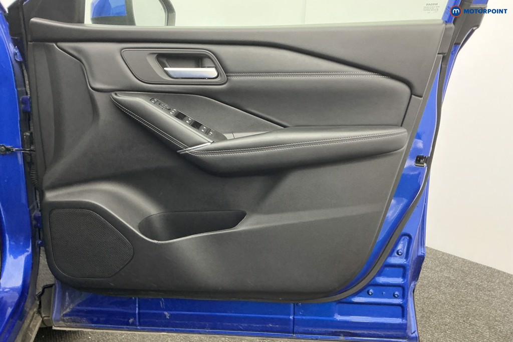 Nissan Qashqai N-Connecta Manual Petrol SUV - Stock Number (1616593) - 27th supplementary image
