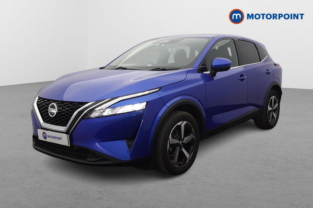 Nissan Qashqai N-Connecta Manual Petrol SUV - Stock Number (1616593) - Passenger side front corner