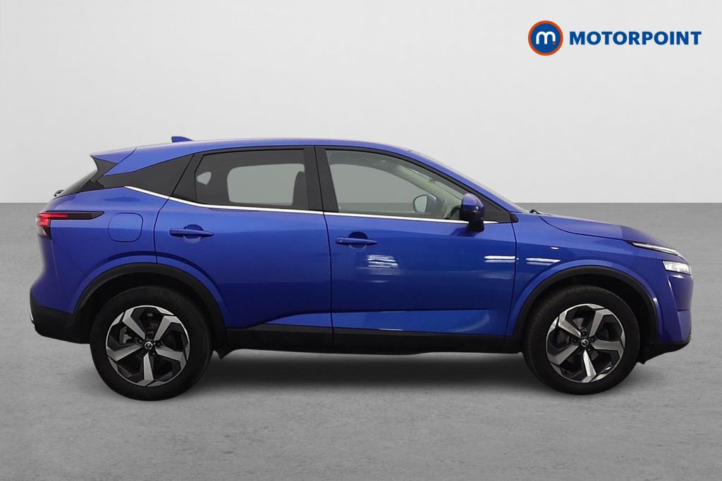 Nissan Qashqai N-Connecta Manual Petrol SUV - Stock Number (1616593) - Drivers side