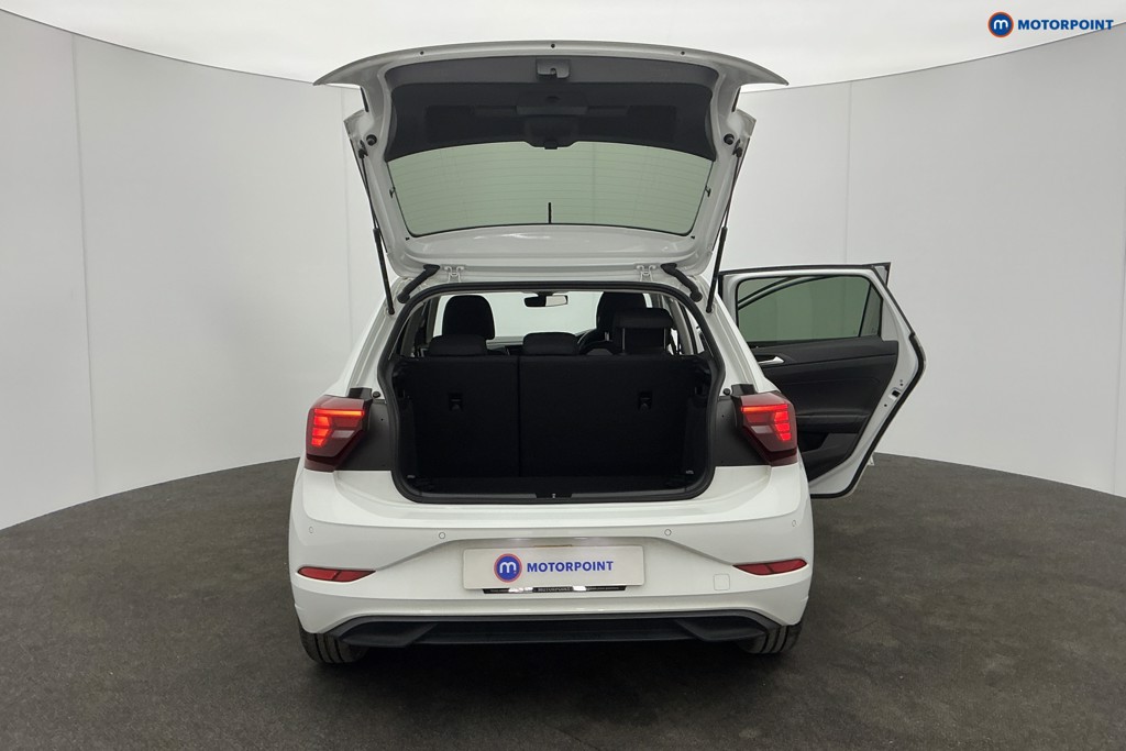 Volkswagen Polo Life Manual Petrol Hatchback - Stock Number (1617491) - 4th supplementary image