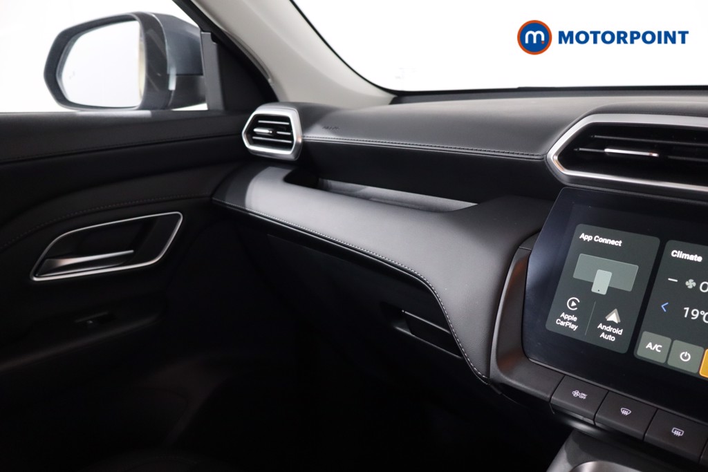 Mg Motor Uk ZS Trophy Automatic Petrol-Electric Hybrid SUV - Stock Number (1617811) - 16th supplementary image