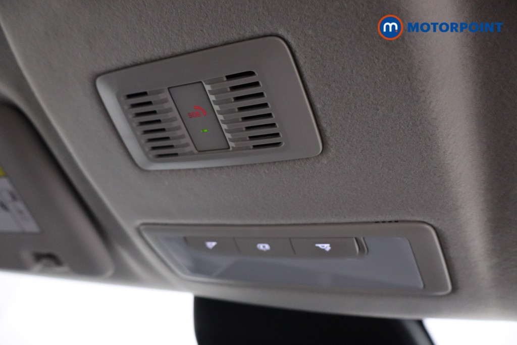 Mg Motor Uk ZS Trophy Automatic Petrol-Electric Hybrid SUV - Stock Number (1617811) - 17th supplementary image