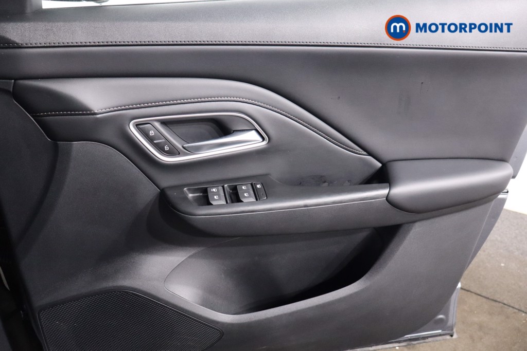 Mg Motor Uk ZS Trophy Automatic Petrol-Electric Hybrid SUV - Stock Number (1617811) - 19th supplementary image