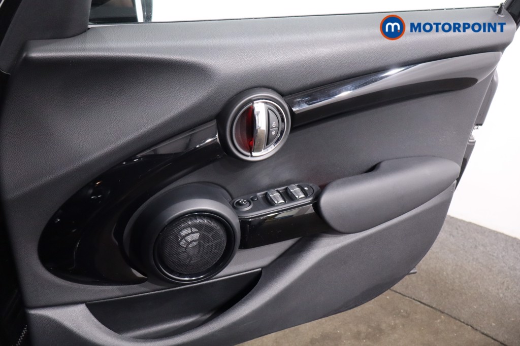 Mini Hatchback Cooper S Sport Automatic Petrol Hatchback - Stock Number (1623103) - 21st supplementary image