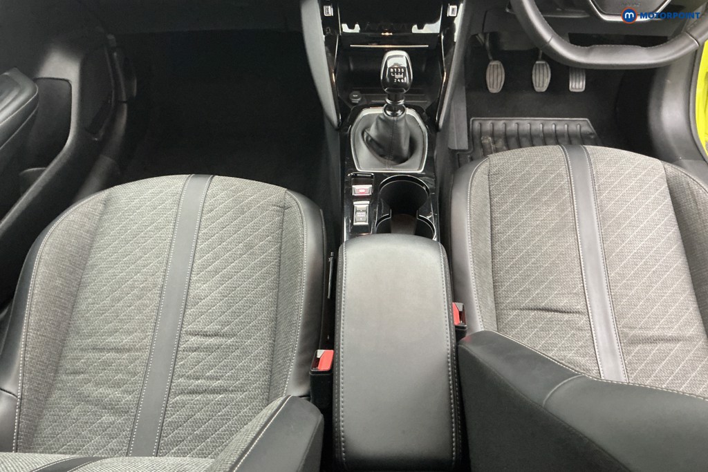 Peugeot 208 Allure Manual Petrol Hatchback - Stock Number (1624163) - 12th supplementary image
