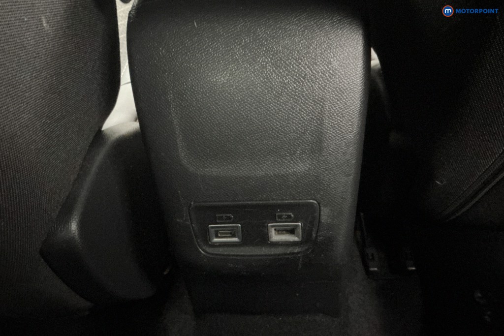 Peugeot 208 Allure Manual Petrol Hatchback - Stock Number (1624163) - 15th supplementary image