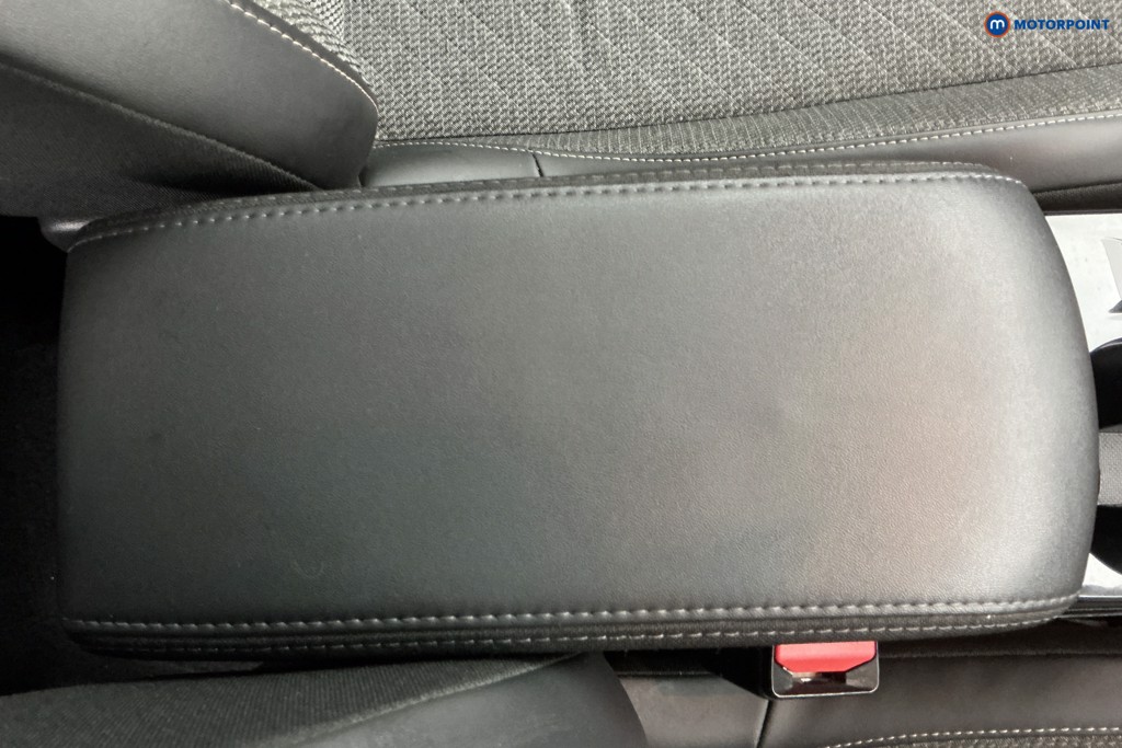 Peugeot 208 Allure Manual Petrol Hatchback - Stock Number (1624163) - 16th supplementary image