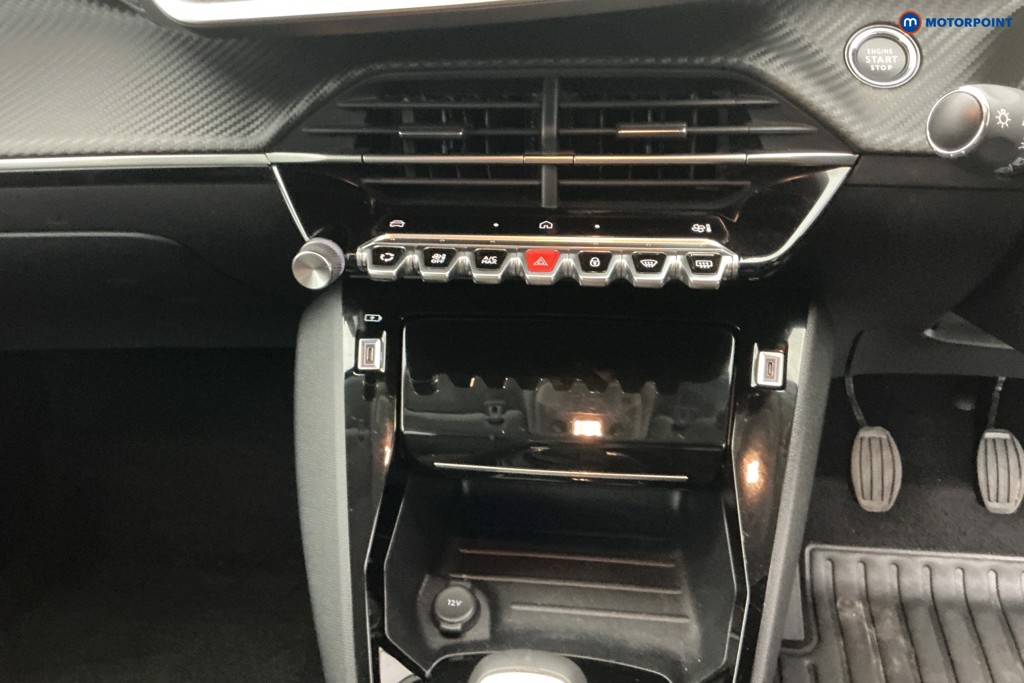 Peugeot 208 Allure Manual Petrol Hatchback - Stock Number (1624163) - 19th supplementary image
