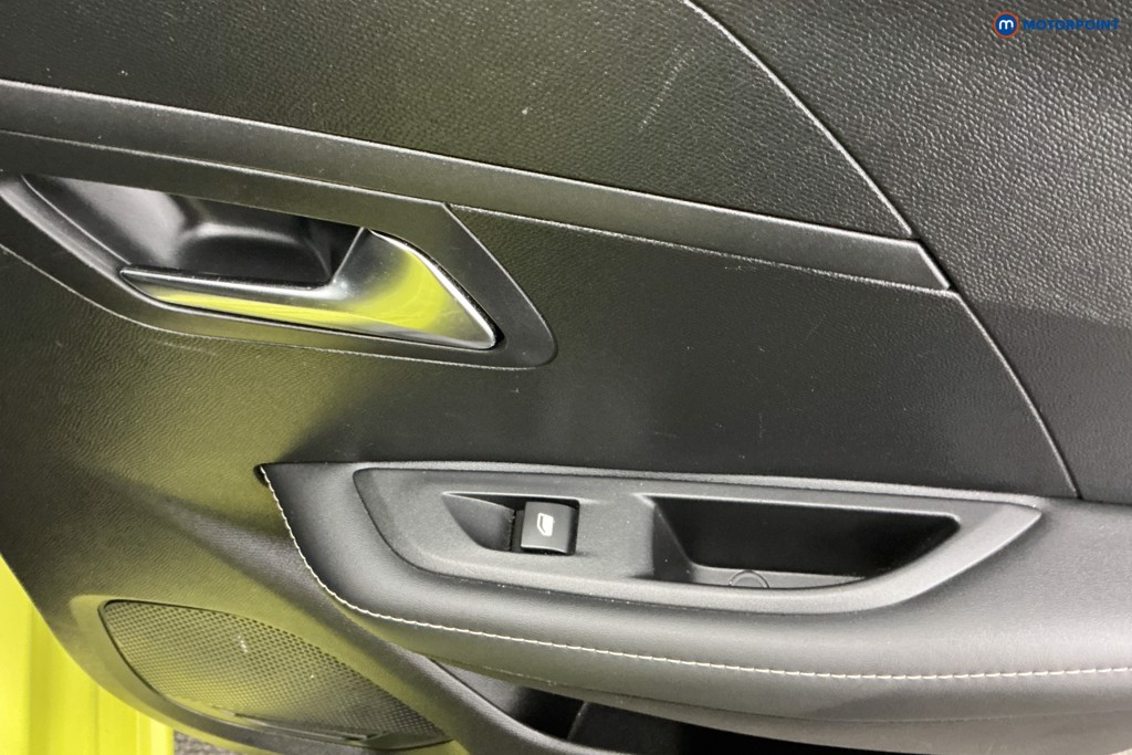 Peugeot 208 Allure Manual Petrol Hatchback - Stock Number (1624163) - 29th supplementary image