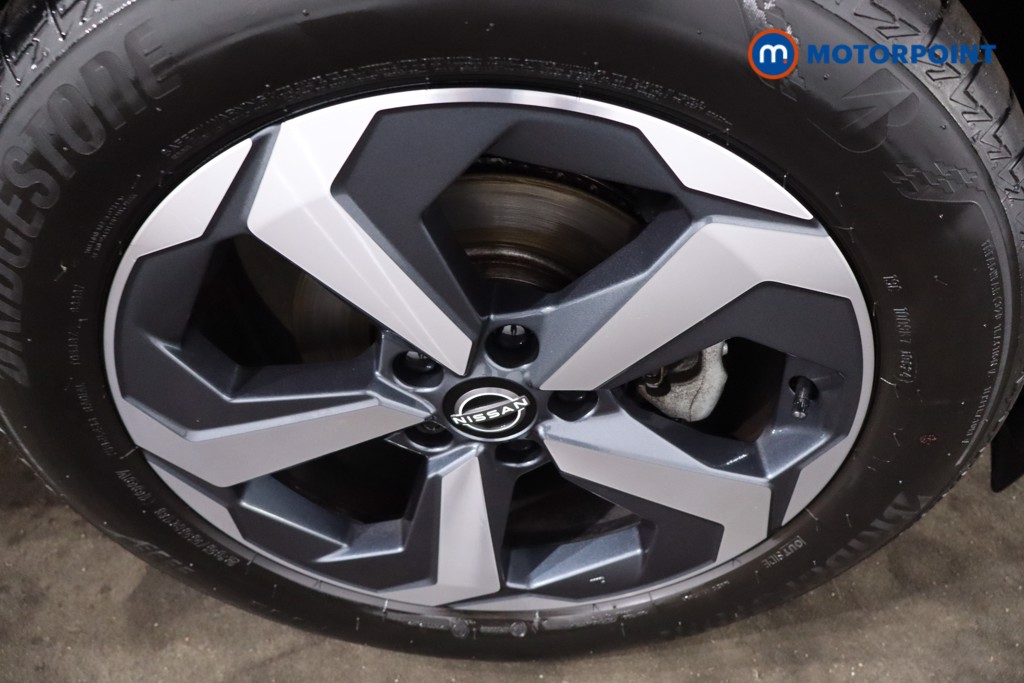 Nissan Qashqai N-Connecta Automatic Petrol SUV - Stock Number (1625054) - 10th supplementary image