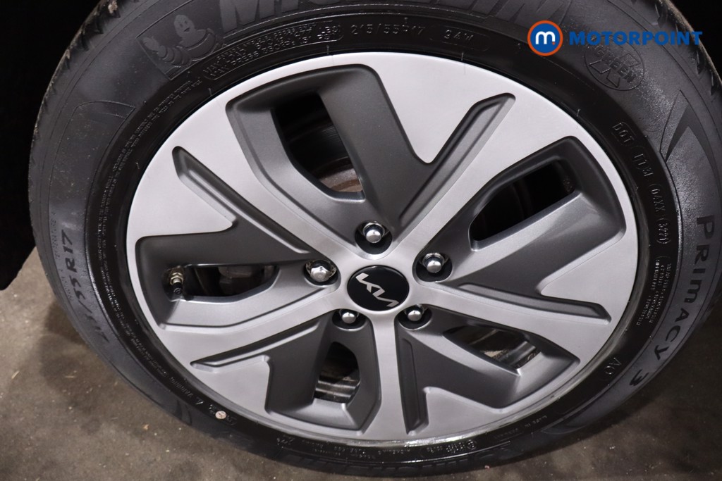 KIA E-Niro Long Range Automatic Electric SUV - Stock Number (1625789) - 9th supplementary image