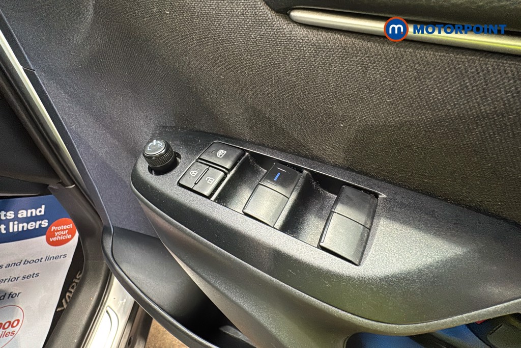 Toyota Yaris Cross Design Automatic Petrol-Electric Hybrid Estate - Stock Number (1626641) - 20th supplementary image