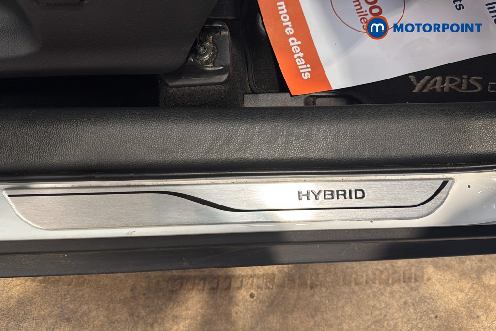 Toyota Yaris Cross Design Automatic Petrol-Electric Hybrid Estate - Stock Number (1626641) - 27th supplementary image