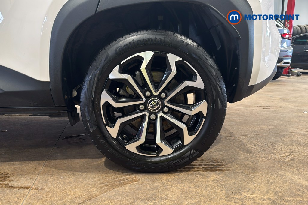 Toyota Yaris Cross Design Automatic Petrol-Electric Hybrid Estate - Stock Number (1626641) - 48th supplementary image