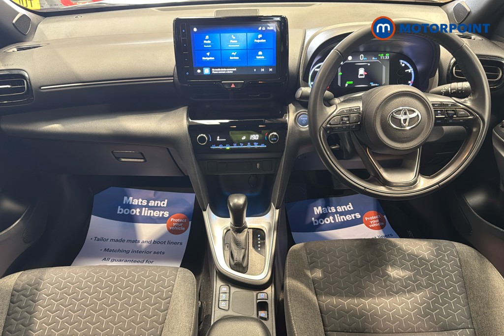 Toyota Yaris Cross Design Automatic Petrol-Electric Hybrid Estate - Stock Number (1626641) - 1st supplementary image