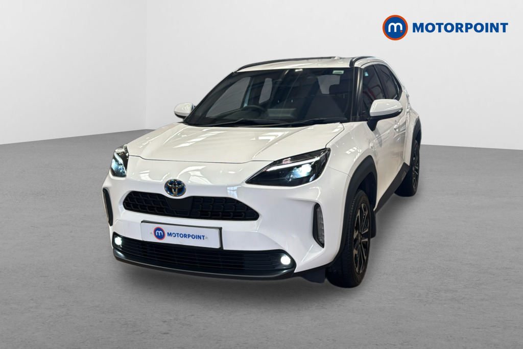 Toyota Yaris Cross Design Automatic Petrol-Electric Hybrid Estate - Stock Number (1626641) - Passenger side front corner