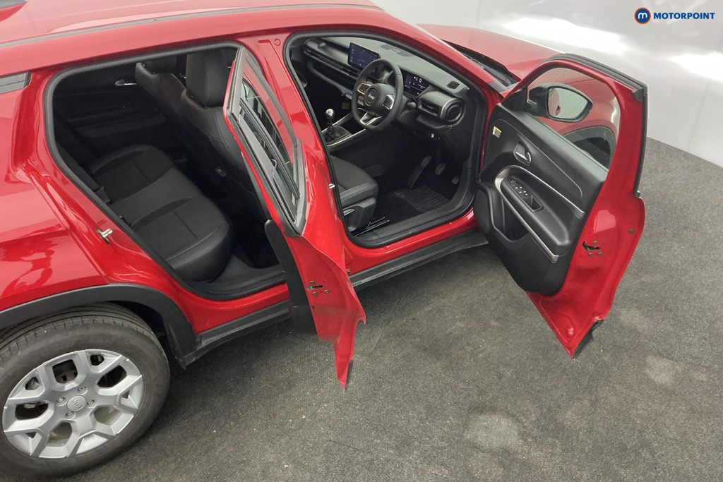 Jeep Avenger Altitude Manual Petrol SUV - Stock Number (1627641) - 5th supplementary image