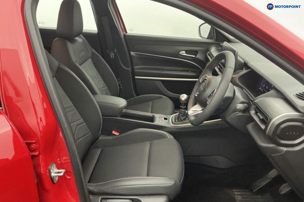 Jeep Avenger Altitude Manual Petrol SUV - Stock Number (1627641) - 7th supplementary image