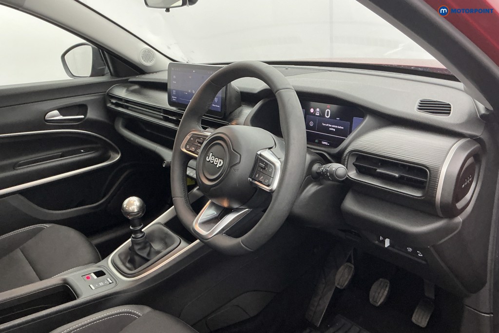 Jeep Avenger Altitude Manual Petrol SUV - Stock Number (1627641) - 9th supplementary image