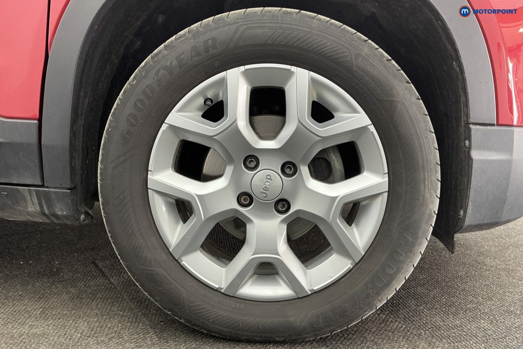 Jeep Avenger Altitude Manual Petrol SUV - Stock Number (1627641) - 34th supplementary image