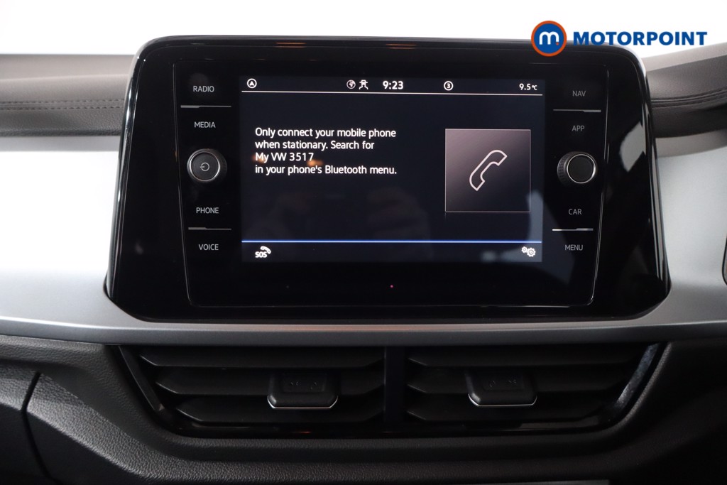 Volkswagen T-Roc Life Manual Petrol SUV - Stock Number (1628397) - 2nd supplementary image