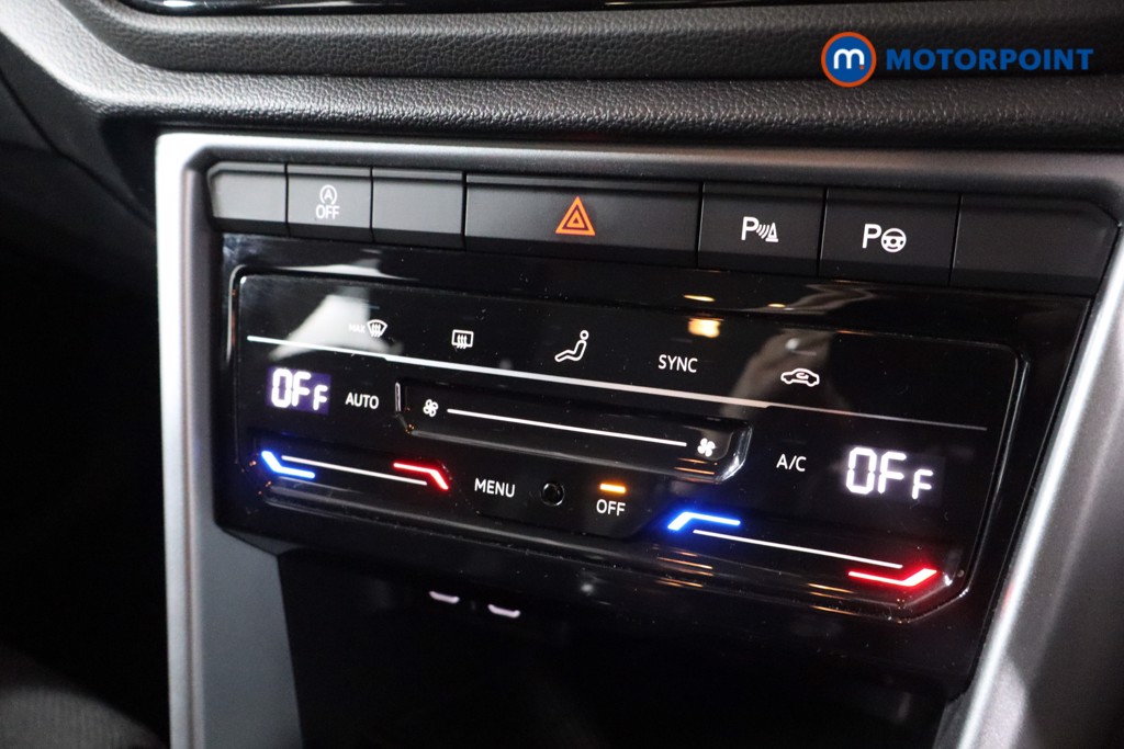 Volkswagen T-Roc Life Manual Petrol SUV - Stock Number (1628397) - 16th supplementary image