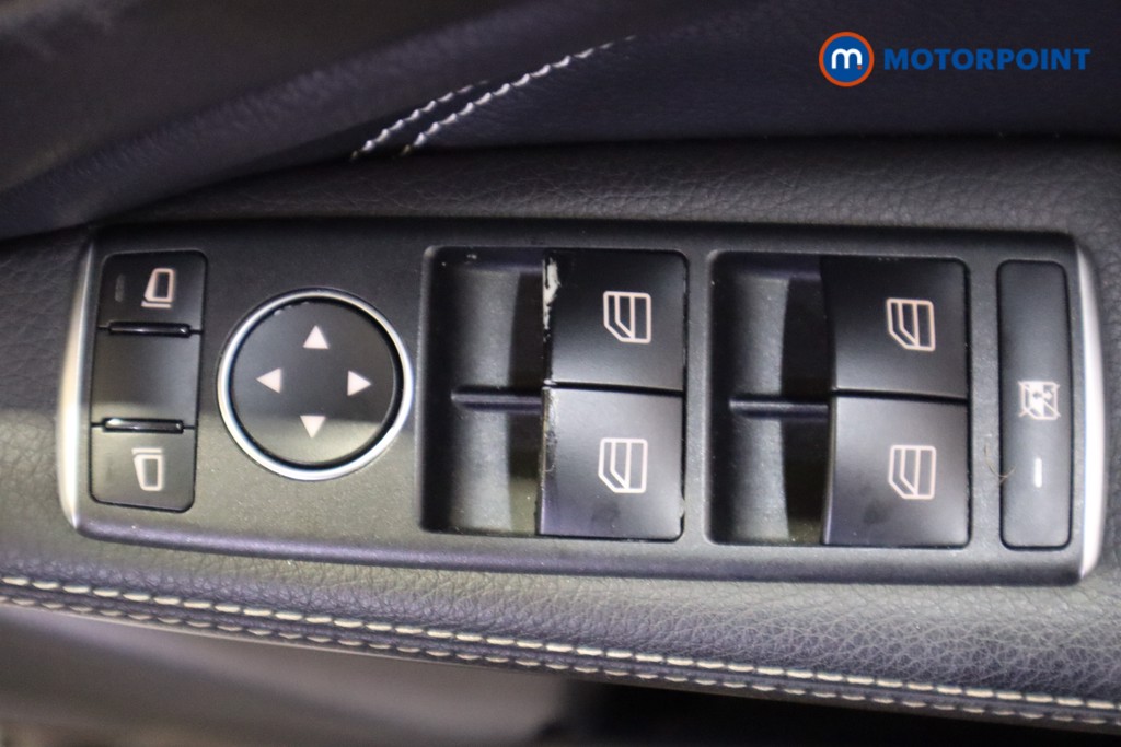 Mercedes-Benz GLA Urban Edition Automatic Petrol SUV - Stock Number (1579467) - 16th supplementary image