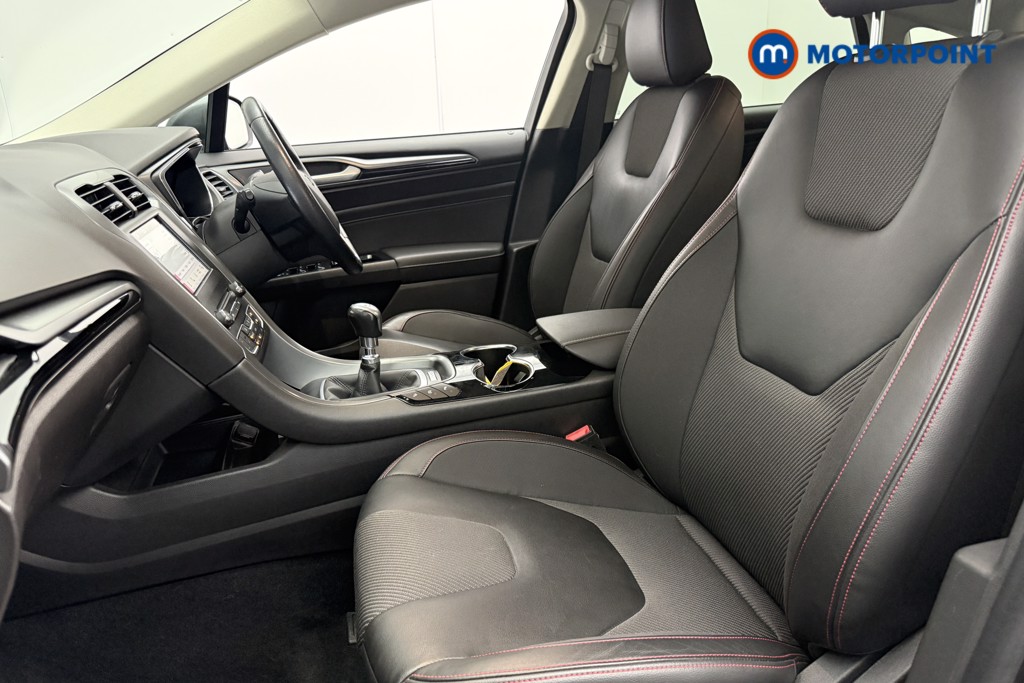 Ford Mondeo St-Line X Manual Diesel Hatchback - Stock Number (1607450) - 5th supplementary image