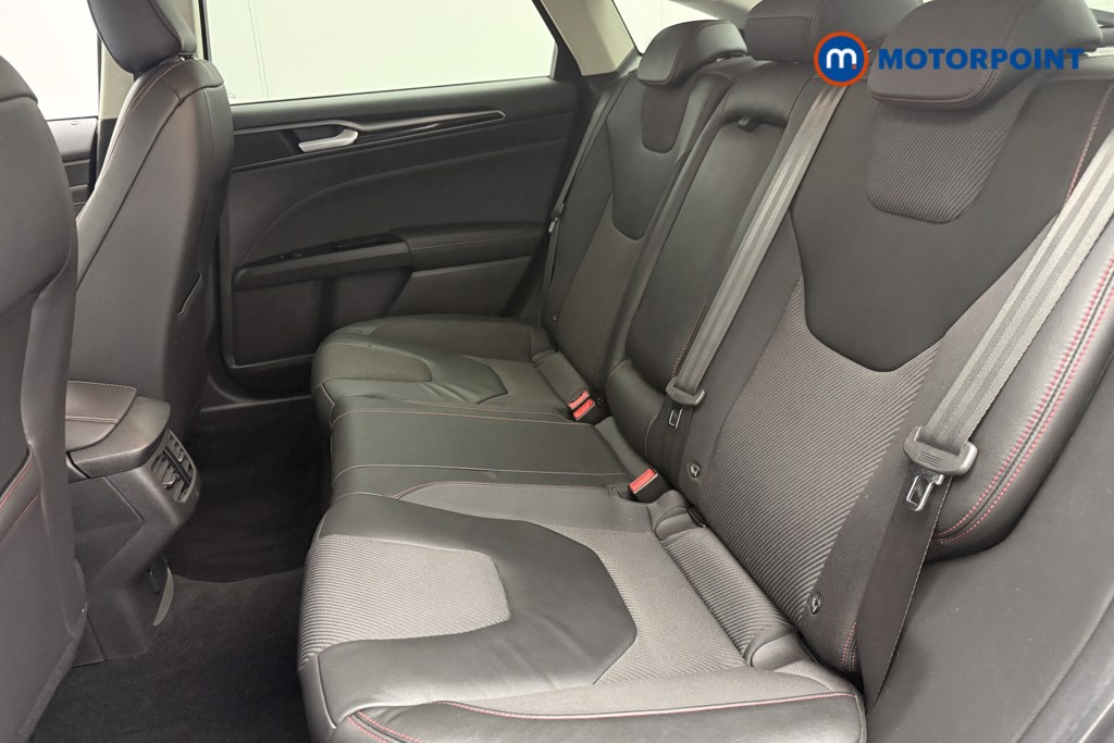 Ford Mondeo St-Line X Manual Diesel Hatchback - Stock Number (1607450) - 6th supplementary image