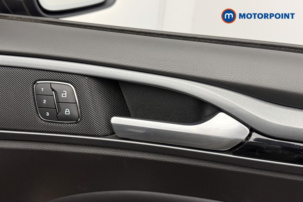 Ford Mondeo St-Line X Manual Diesel Hatchback - Stock Number (1607450) - 25th supplementary image