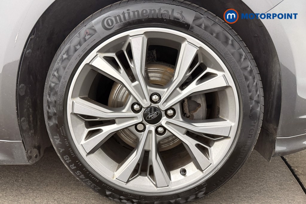 Ford Mondeo St-Line X Manual Diesel Hatchback - Stock Number (1607450) - 1st supplementary image