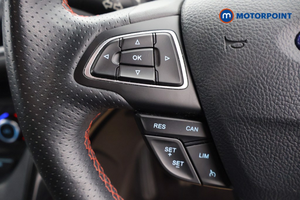 Ford Kuga St-Line Manual Petrol SUV - Stock Number (1610169) - 7th supplementary image