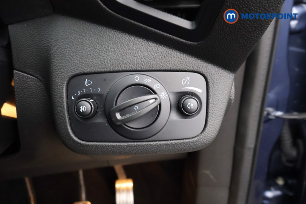 Ford Kuga St-Line Manual Petrol SUV - Stock Number (1610169) - 10th supplementary image