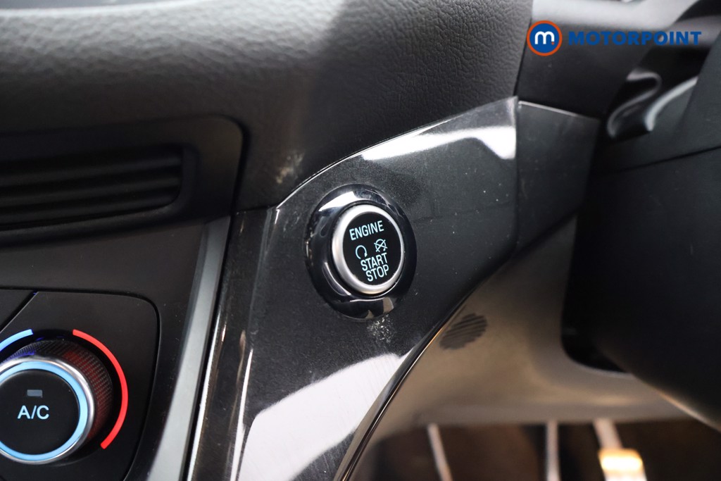 Ford Kuga St-Line Manual Petrol SUV - Stock Number (1610169) - 11th supplementary image