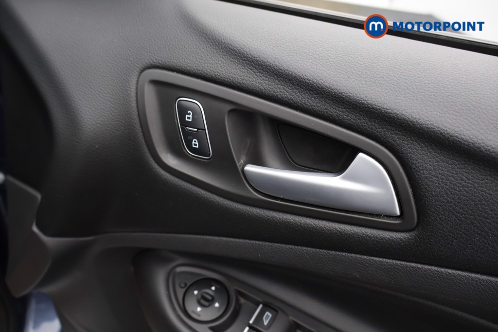 Ford Kuga St-Line Manual Petrol SUV - Stock Number (1610169) - 21st supplementary image