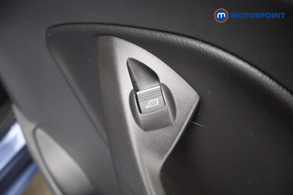 Ford Kuga St-Line Manual Petrol SUV - Stock Number (1610169) - 26th supplementary image