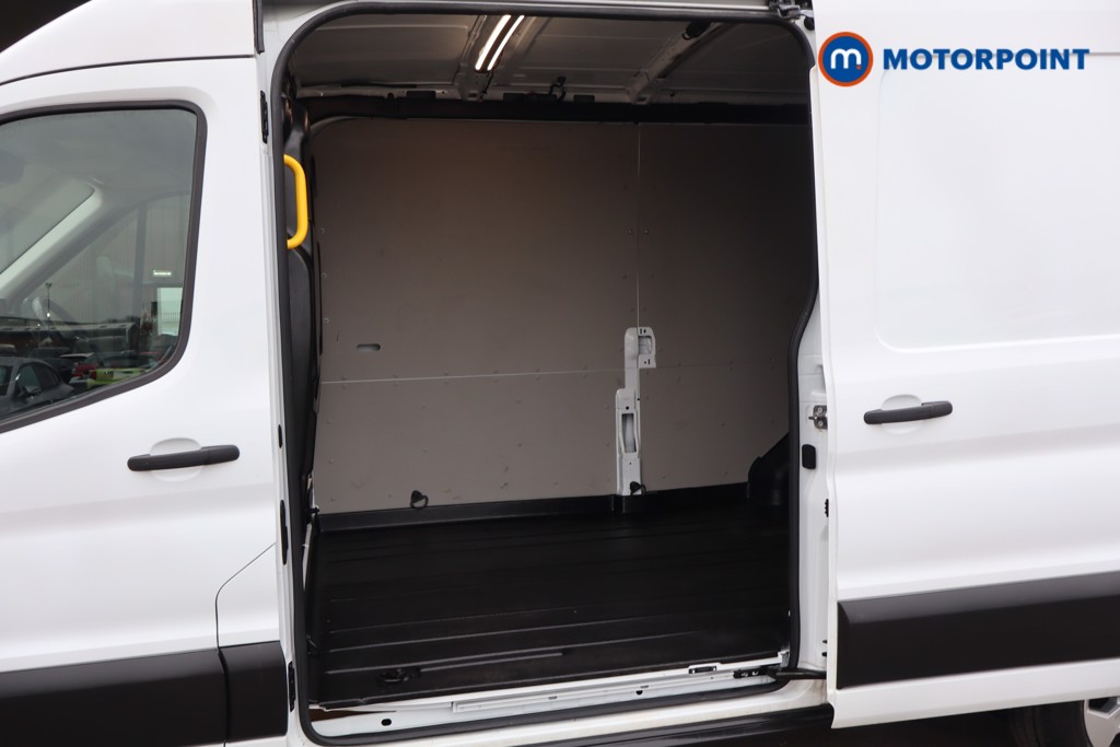 Ford Transit Limited Automatic Diesel Medium Roof Van - Stock Number (1611442) - 3rd supplementary image