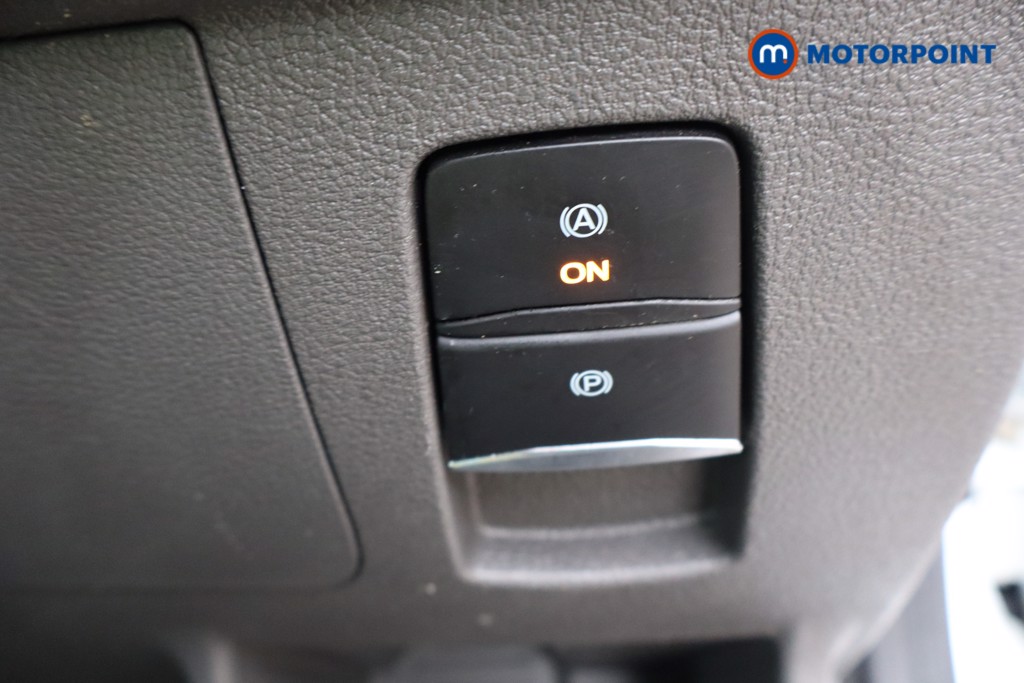 Ford Transit Limited Automatic Diesel Medium Roof Van - Stock Number (1611442) - 22nd supplementary image