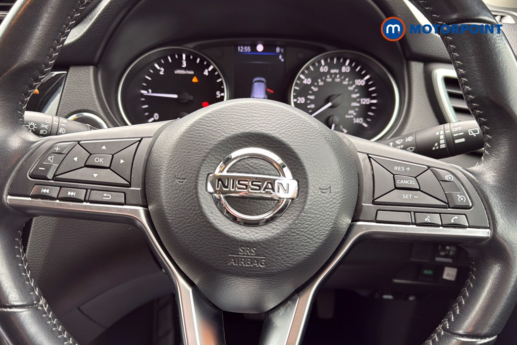 Nissan Qashqai N-Connecta Automatic Diesel SUV - Stock Number (1613563) - 5th supplementary image