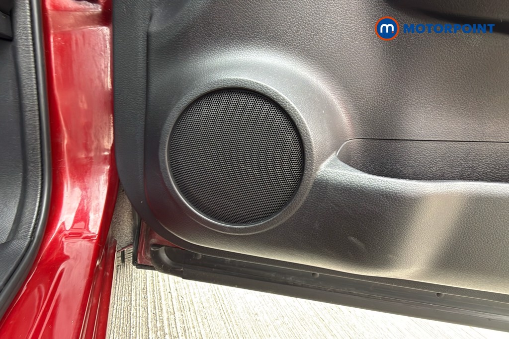 Nissan Qashqai N-Connecta Automatic Diesel SUV - Stock Number (1613563) - 21st supplementary image