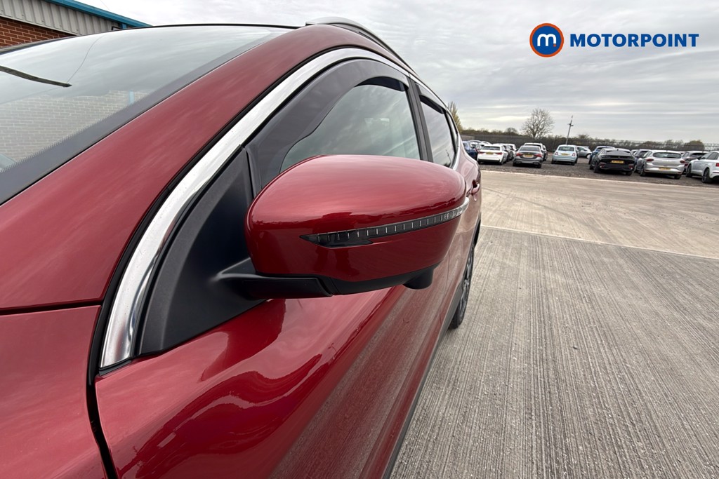 Nissan Qashqai N-Connecta Automatic Diesel SUV - Stock Number (1613563) - 43rd supplementary image