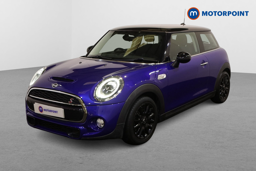 Mini Hatchback Cooper S Classic Manual Petrol Hatchback - Stock Number (1614068) - Passenger side front corner