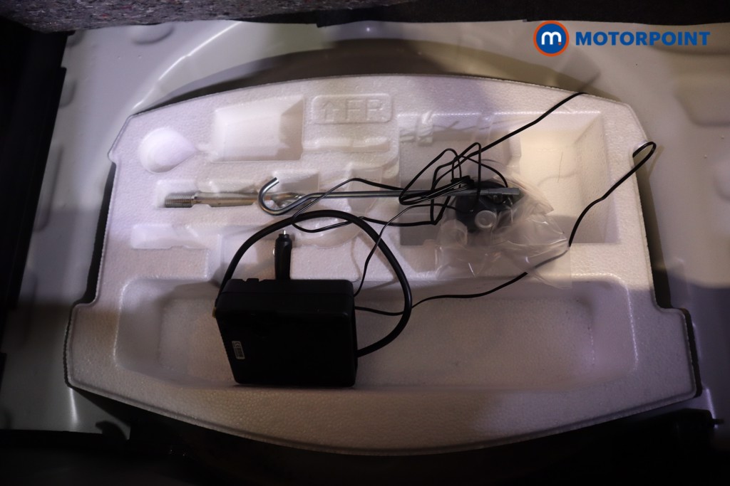 Suzuki Swift Sz-L Manual Petrol Hatchback - Stock Number (1615181) - 27th supplementary image