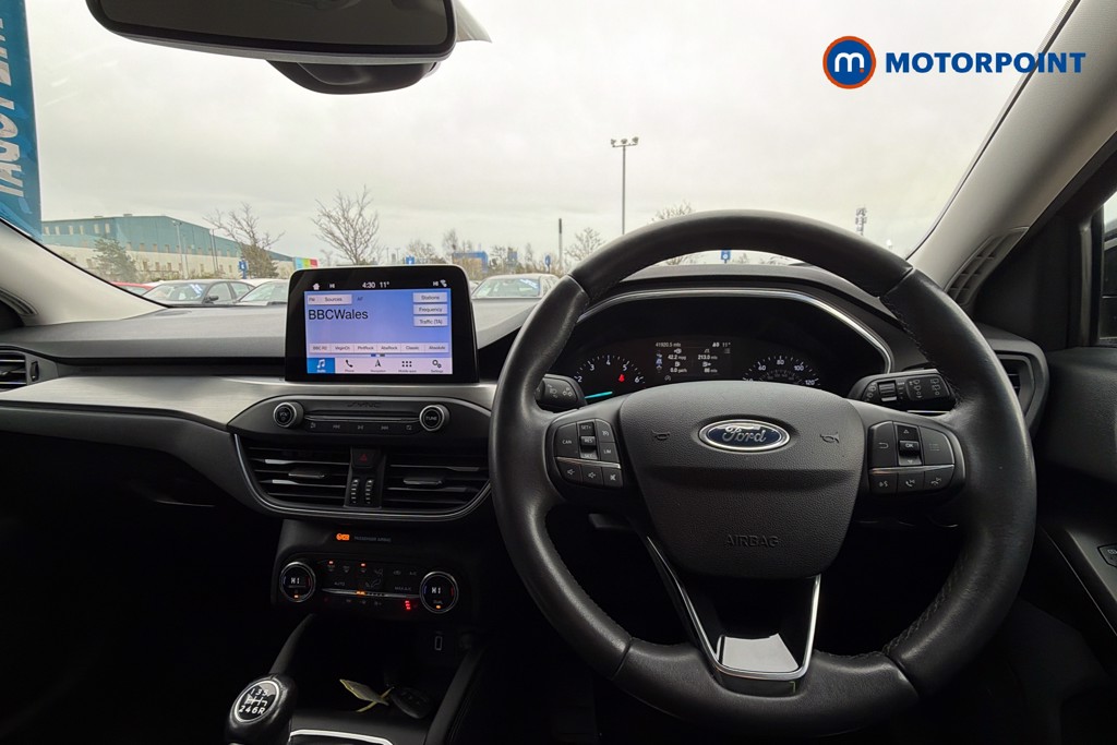 Ford Focus Titanium Manual Petrol Hatchback - Stock Number (1615246) - 5th supplementary image