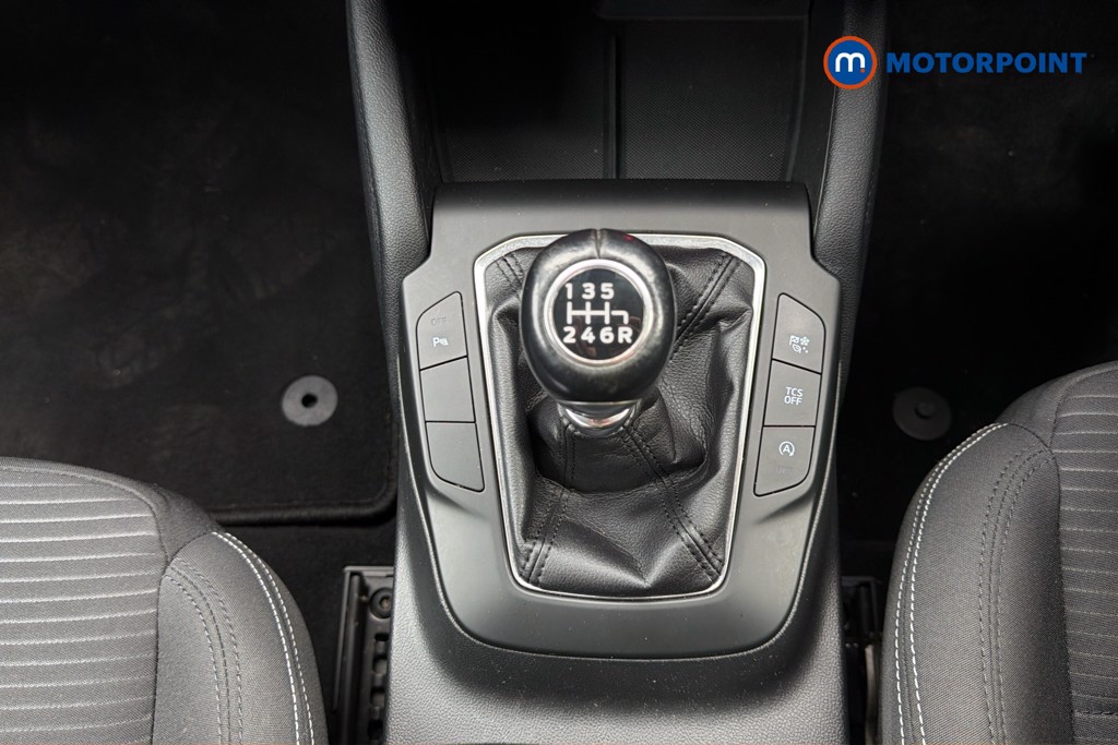 Ford Focus Titanium Manual Petrol Hatchback - Stock Number (1615246) - 15th supplementary image