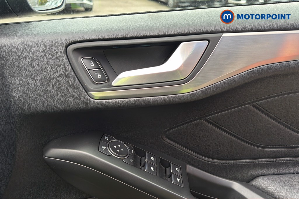 Ford Focus Titanium Manual Petrol Hatchback - Stock Number (1615246) - 20th supplementary image