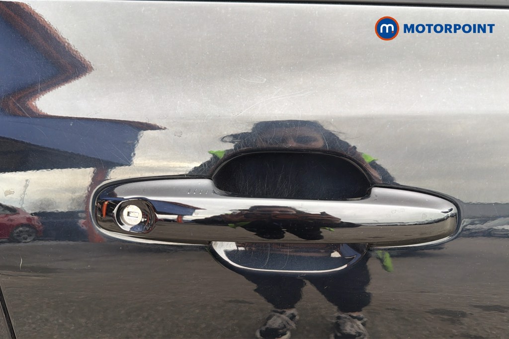 Ford Focus Titanium Manual Petrol Hatchback - Stock Number (1615246) - 42nd supplementary image