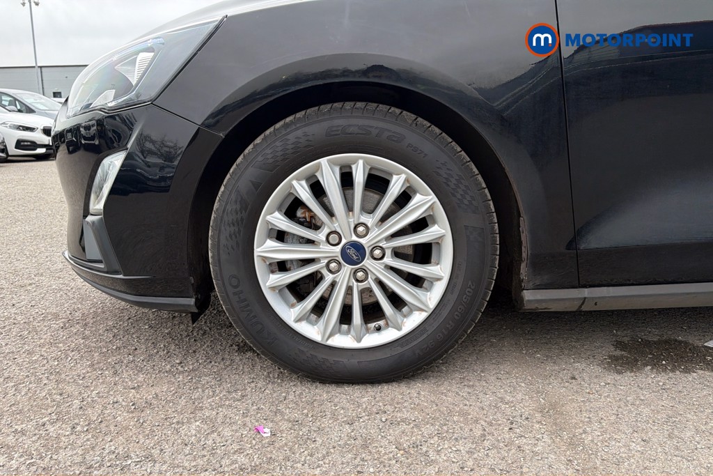 Ford Focus Titanium Manual Petrol Hatchback - Stock Number (1615246) - 47th supplementary image